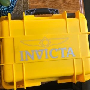 2 Invicta Reserve watch bands NEW and a case